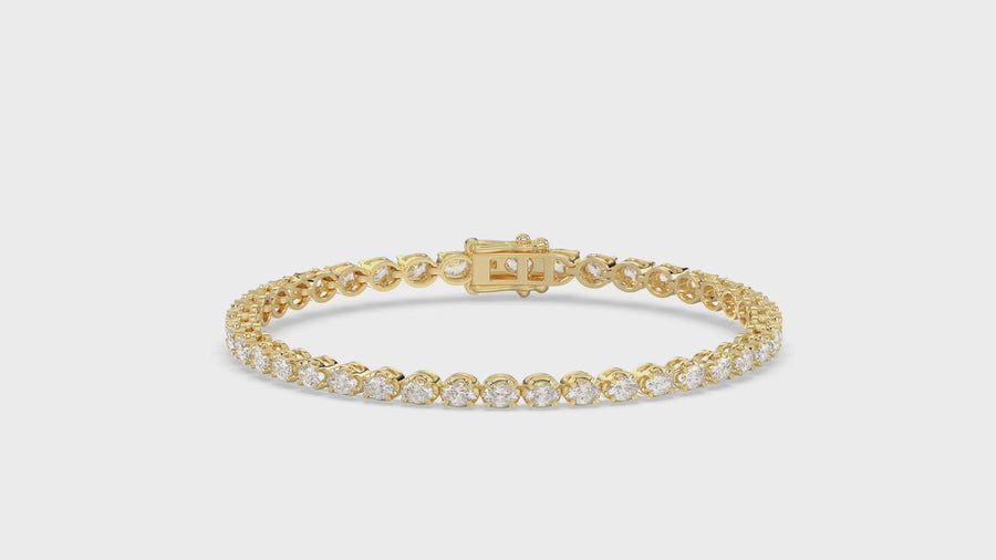 Oval · 5 ct · Yellow gold · video
