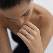 18ct Gold Ring with 1ct Oval Diamond